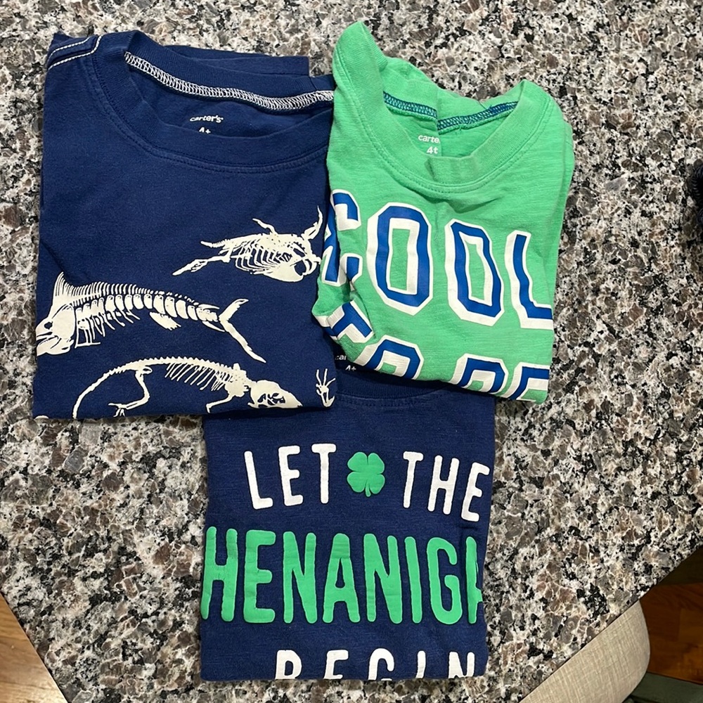 Bundle of 3 t-shirts from Carter’s size 4T